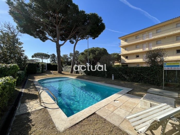 RESIDENCIAL S´AGARO BAJOS DCHA